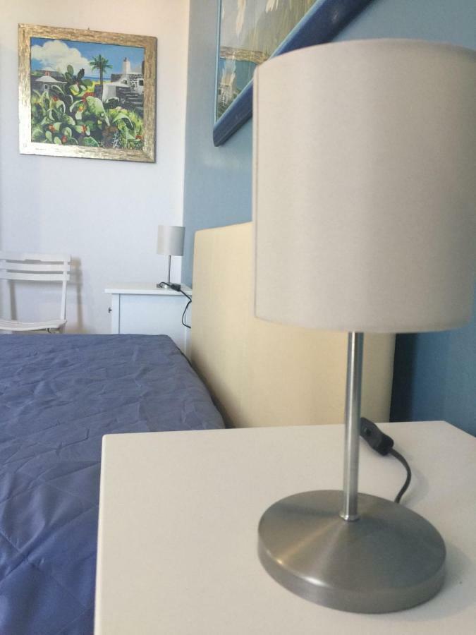 טראביה Casa Michela, Sea-View Apartments מראה חיצוני תמונה